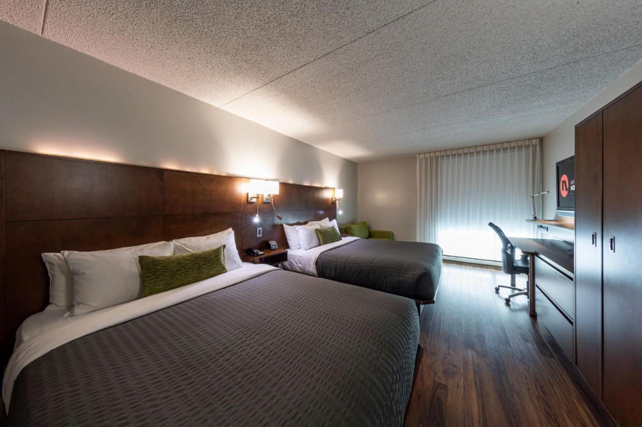 Hotel & Suites Normandin Quebec Экстерьер фото