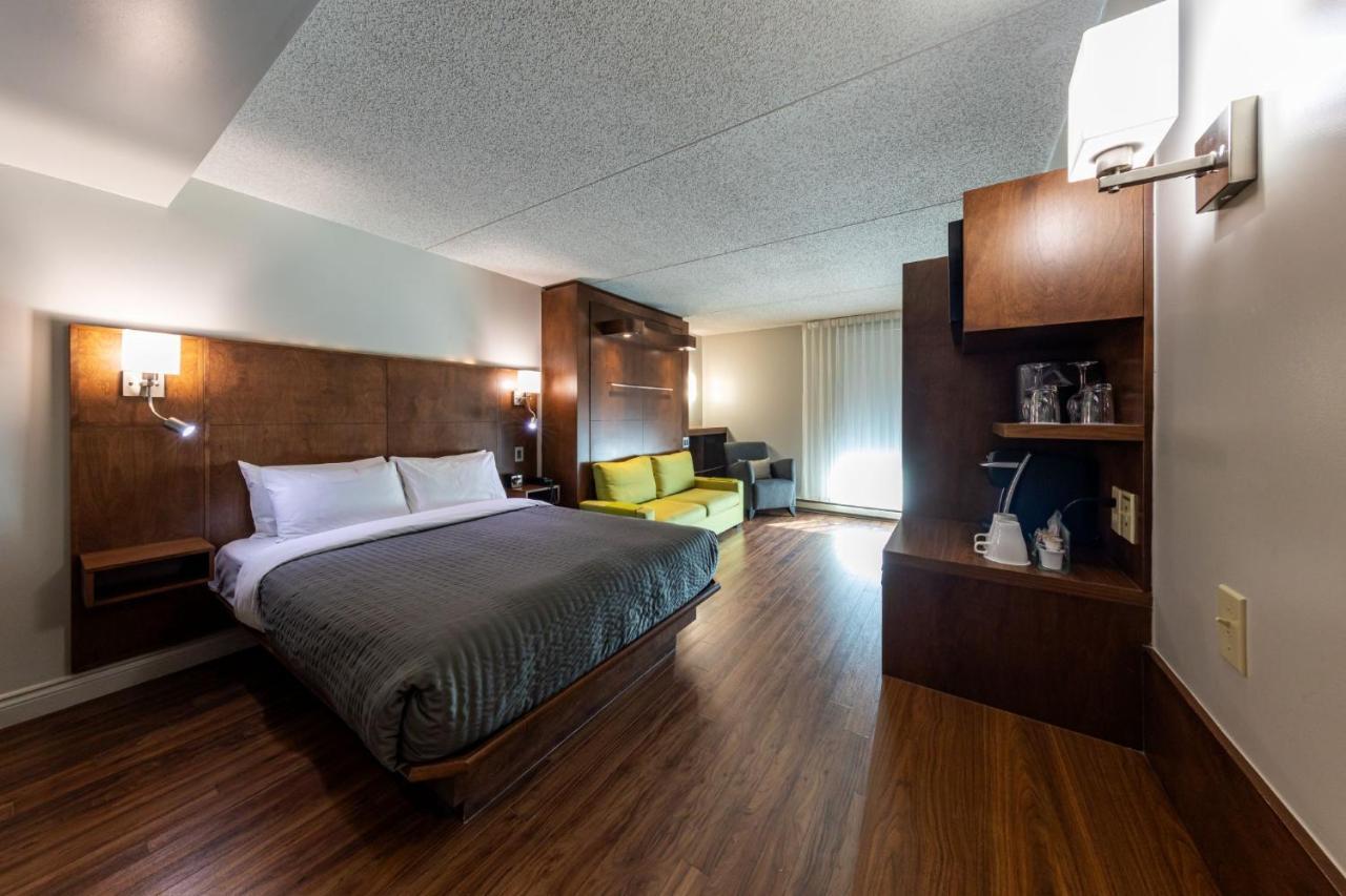 Hotel & Suites Normandin Quebec Экстерьер фото