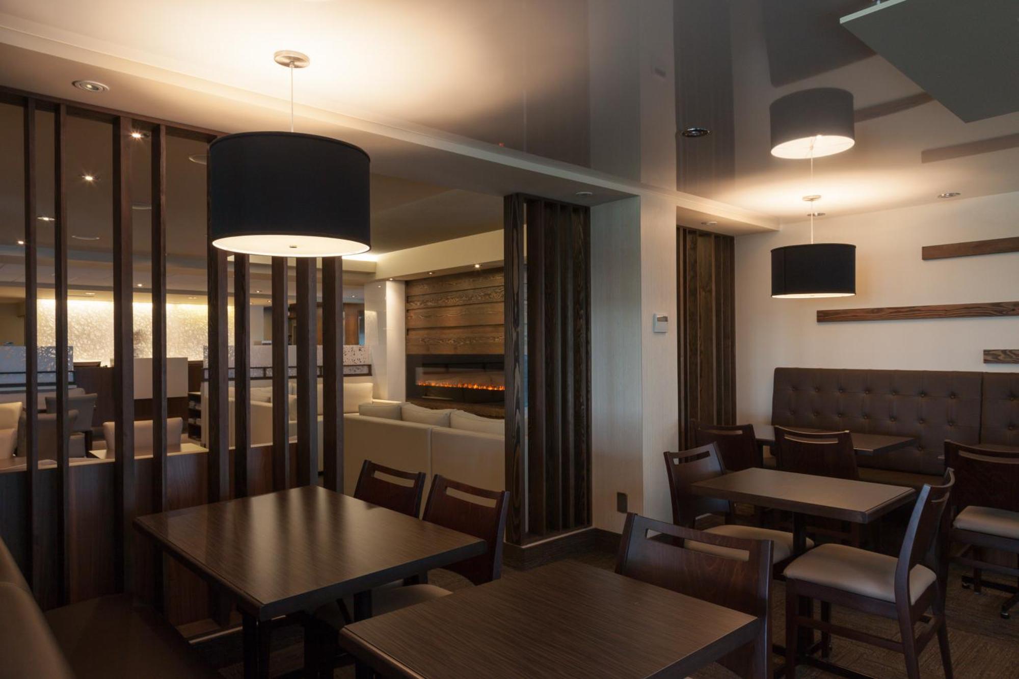Hotel & Suites Normandin Quebec Экстерьер фото