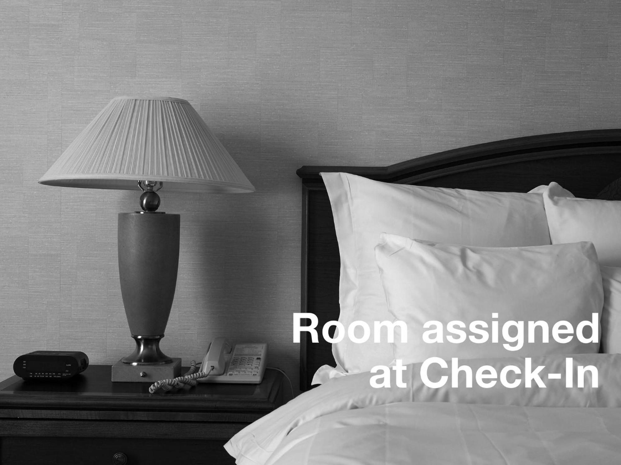 Hotel & Suites Normandin Quebec Номер фото