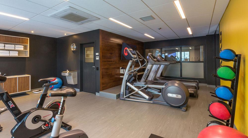 Hotel & Suites Normandin Quebec Экстерьер фото