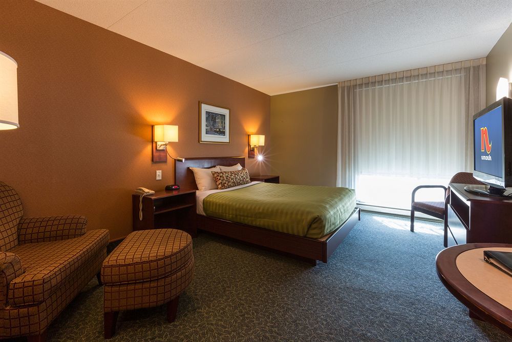 Hotel & Suites Normandin Quebec Экстерьер фото